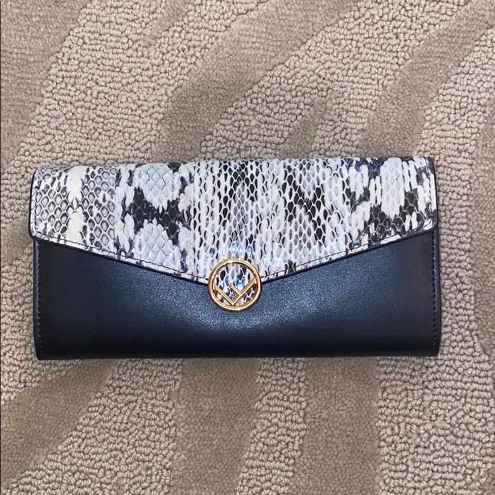 BRAND NEW Fendi Wallet